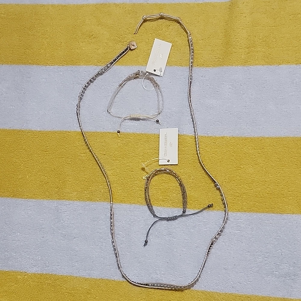 Jewelry - Picture 1 of 9